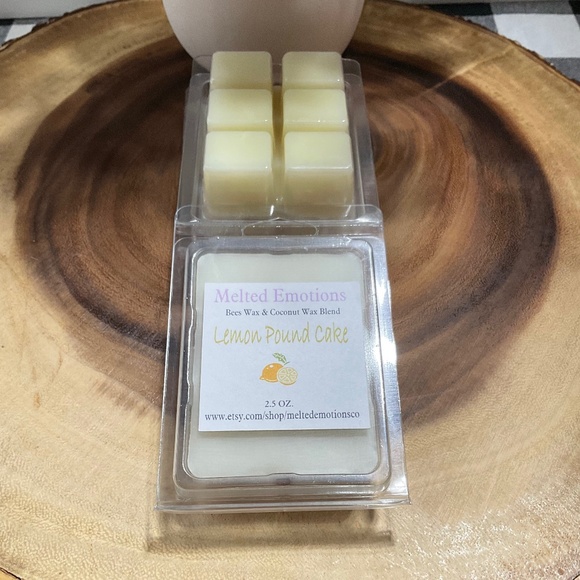 handmade lemon pound cake wax melt - Picture 4 of 7